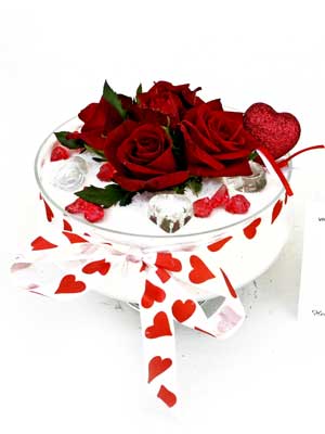 Ankara Bat�kent �i�ek�i firmas� �r�n�m�z  Cam da k�pk�rm�z� 5 g�l Ankara �i�ek g�nder firmas� �ahane �r�n�m�z 