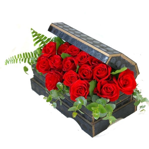 Farkl� bir hediye �r�n� isteyenler i�in  �zel an ve g�nlere sand�kta g�l Ankara �i�ek g�nder firmas� �ahane �r�n�m�z 