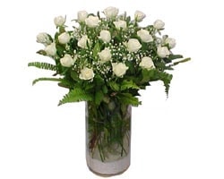 Ankara �i�ek firmam�zdan  beyaz g�llerin vazoda ihti�am� Ankara �i�ek g�nder firmas� �ahane �r�n�m�z 
